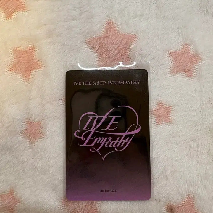 [BUNJANG] IVE An Yu-jin Tower Records POB Photocard / 최저가) 희소성 높은 안유진 타워레코드 특전 포카 팔아요!
