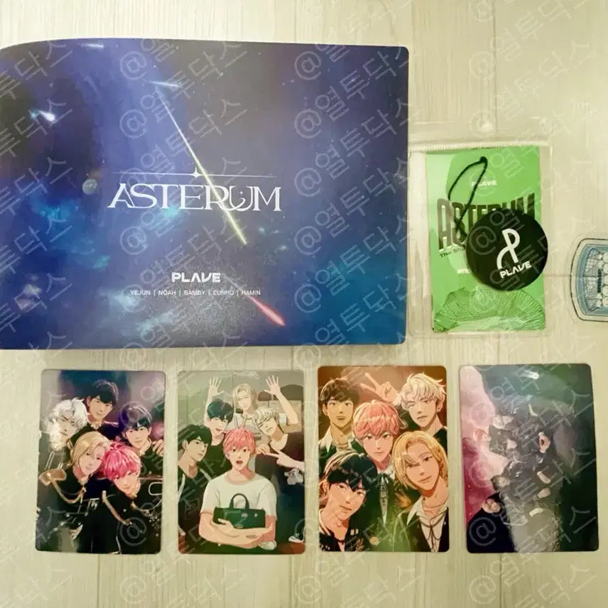 [BUNJANG] PLAVE Hologram Big Photocard Bundle Set / [일괄]플레이브 빅포카 4종+바인더+택