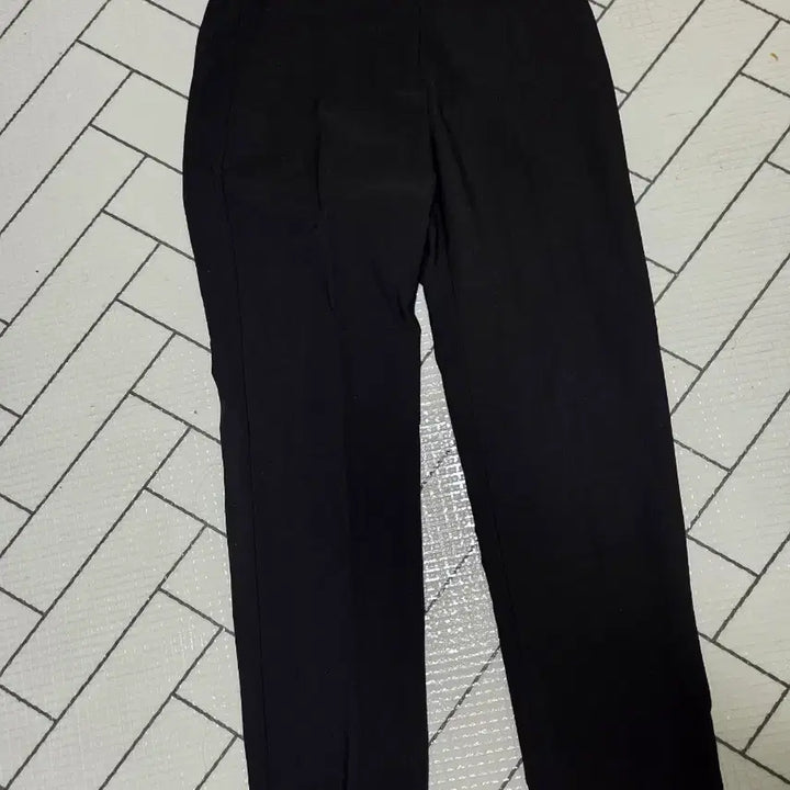 [BUNJANG] Black Slacks (Size L) / 봄여름용  블랙 슬랙스 L