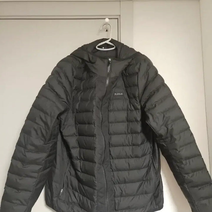 [BUNJANG] Nike LeBron Lightweight Hoodie XL / 나이키 킹르브론  후드 경량패딩 XL