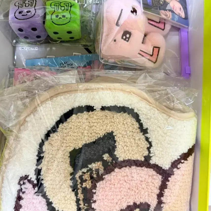 [BUNJANG] IU UAENA 7th Kit / IU 유애나 7기 키트