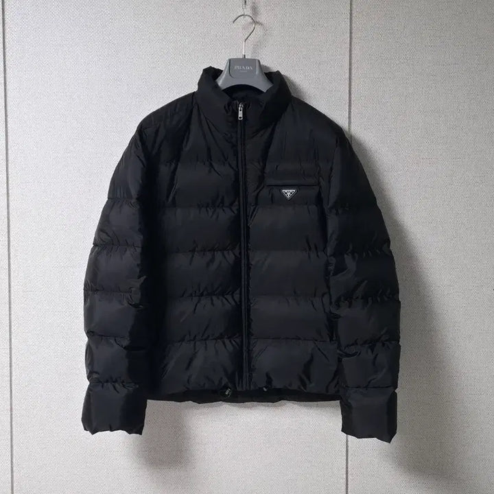 [BUNJANG] Prada SGC933 Medium Re-Nylon Jacket / [54] 프라다 SGC933 미디엄 웨이트 리나일론 자켓 경량 패딩