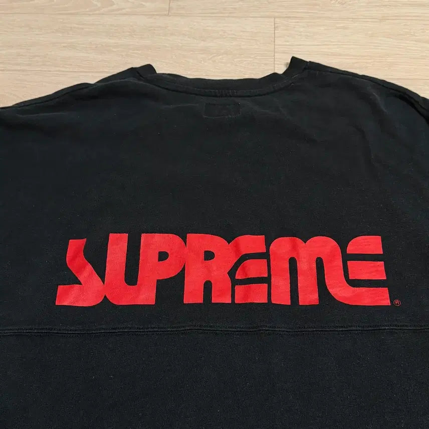 BUNJANG] Supreme Arena Long Sleeve T-Shirt / 15SS 슈프림 아레나
