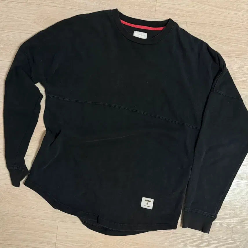 BUNJANG] Supreme Arena Long Sleeve T-Shirt / 15SS 슈프림 아레나