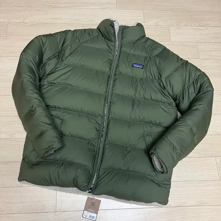 [SOLD OUT] 파타고니아 리버서블 패딩 L사이즈