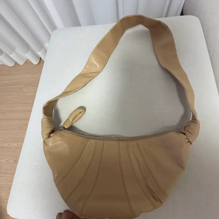 [BUNJANG] 르메르 크루아상 스몰 샌드스톤 / 르메르 크루아상 스몰 샌드스톤