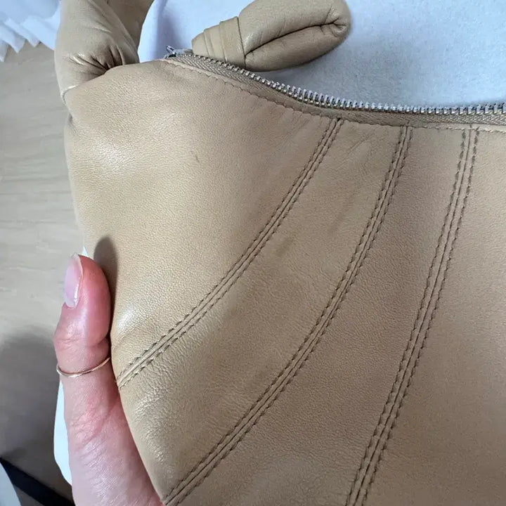 [BUNJANG] 르메르 크루아상 스몰 샌드스톤 / 르메르 크루아상 스몰 샌드스톤