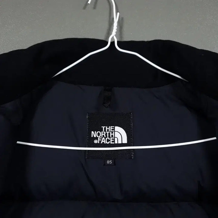 [BUNJANG] The North Face 700 Fill Nuptse Goose Down Puffer Jacket (Black) / 여성 85 (M) 노스페이스 700필 눕시 구스다운 푸퍼 패딩 점퍼 블랙