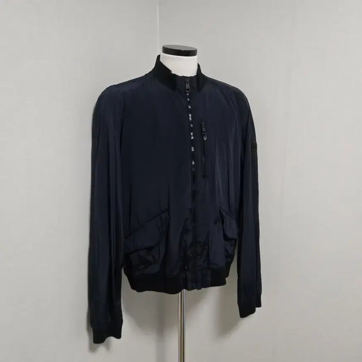 [BUNJANG] Burberry Sport Navy Blouson Jacket / 버버리스포츠 네이비 블루종 자켓 /남성 자켓/ 남자 자켓