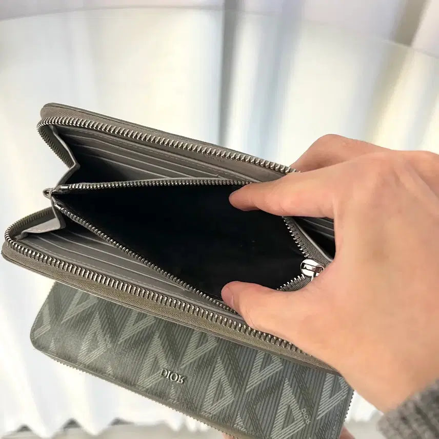 [BUNJANG] Dior Diamond Zipper Long Wallet / 디올 다이아 지퍼돌이 장지갑