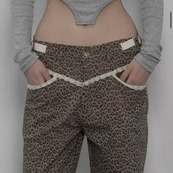 [BUNJANG] Setupexe Leopard Lace Pants / [원가_152,000] 셋업이엑스이 - LEOPARD LACE PANTS