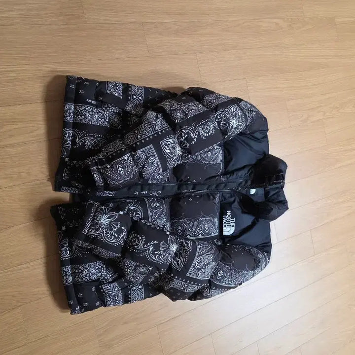 [BUNJANG] The North Face Nuptse Bandana Jacket / 노스페이스 눕시 반다나 L 사이즈