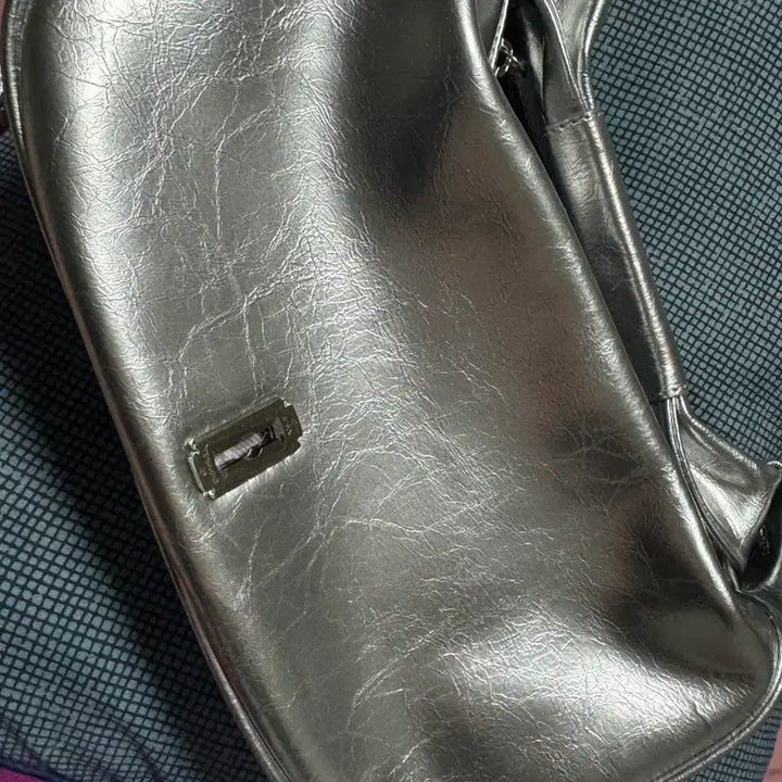 [BUNJANG] Vunque Silver Hobo Bag / 분크 새상품 실버 호보백 숄더백 가방