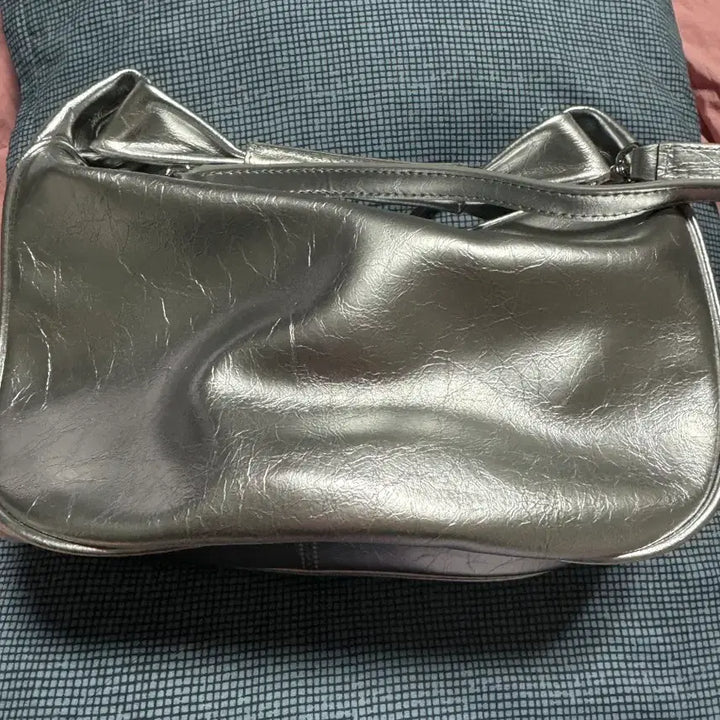 [BUNJANG] Vunque Silver Hobo Bag / 분크 새상품 실버 호보백 숄더백 가방
