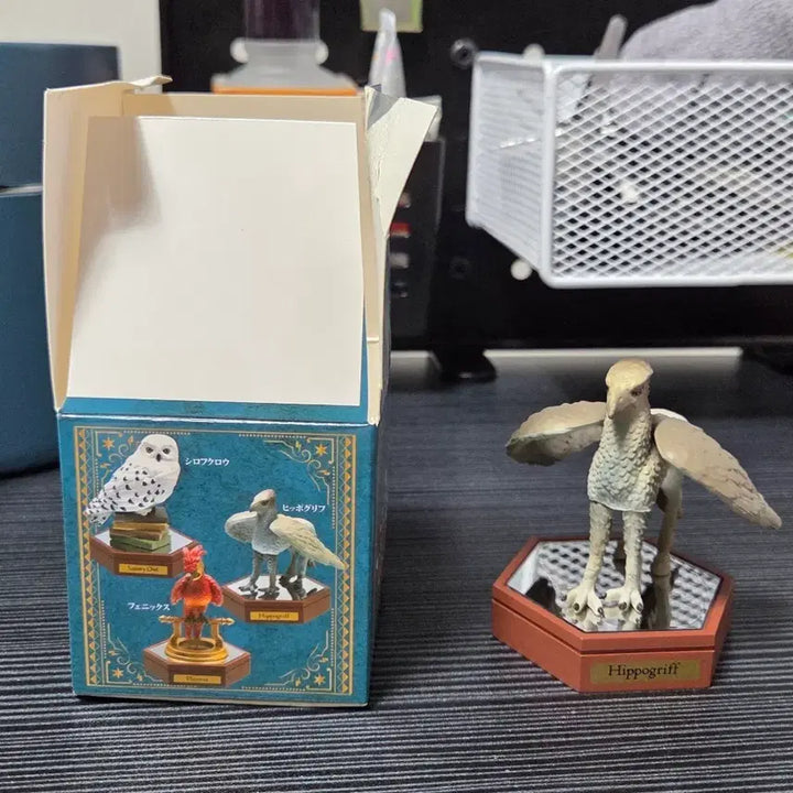 [BUNJANG] Universal Studios Hippogriff Figure / 유니버셜 해리포터 히포그리프 피규어