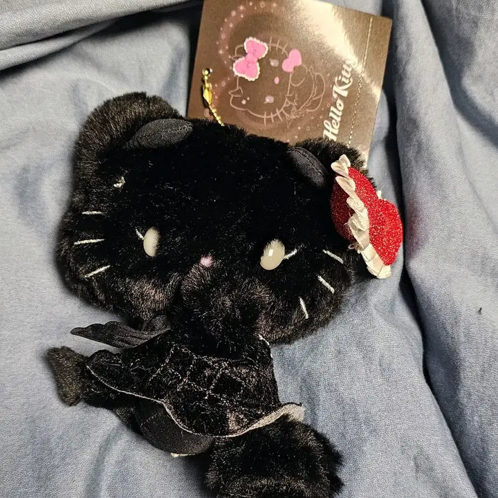 [BUNJANG] Hello Kitty Devil & Angel Black & White Ribbon Set Doll Bundle Set / 헬로키티 인형 악마와 천사 블랙/화이트 리본 세트 2종 묶음