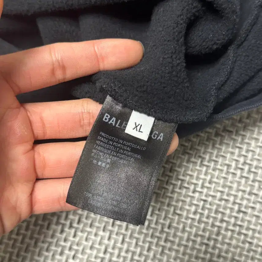 [BUNJANG] Balenciaga Paris Sweatshirt / 발렌시아가 파리 맨투맨