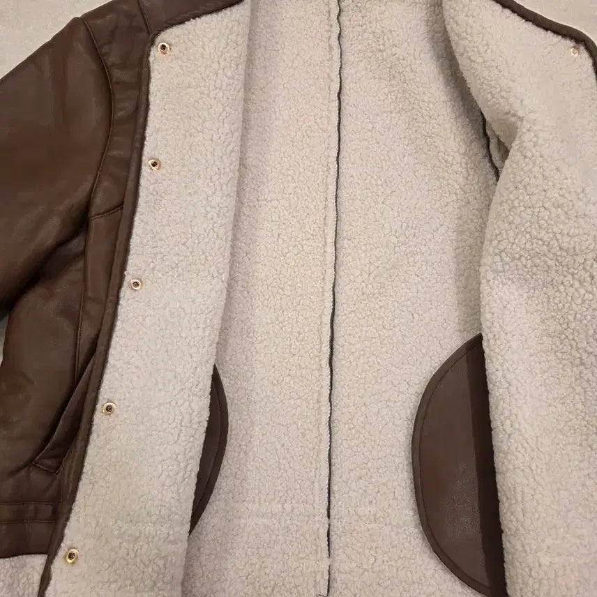 [BUNJANG] Brown Musatang Jacket / 브라운 무스탕 자켓
