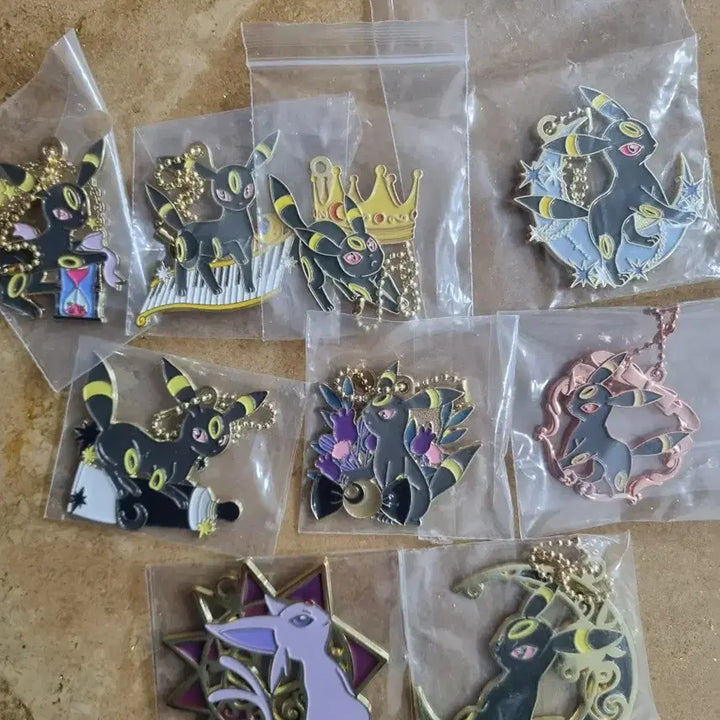 [BUNJANG] Pokemon Kuji Metal Charm Bundle / 포켓몬 쿠지 메탈참 블래키 8종, 에브이 1종