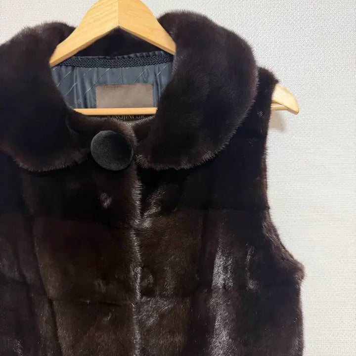 [BUNJANG] Sungjin Fur Blackglama Mink Vest / 성진모피 블랙그라마 밍크베스트조끼