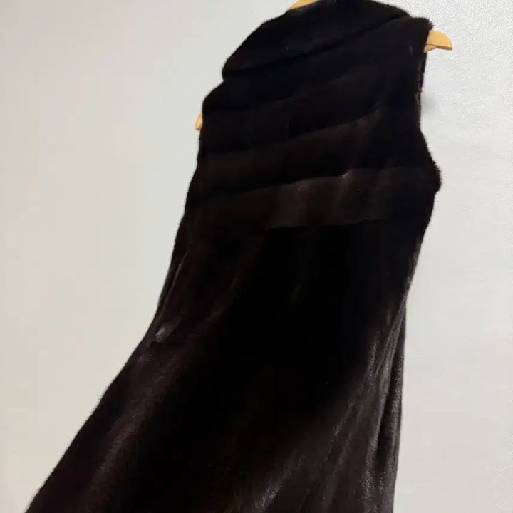 [BUNJANG] Sungjin Fur Blackglama Mink Vest / 성진모피 블랙그라마 밍크베스트조끼