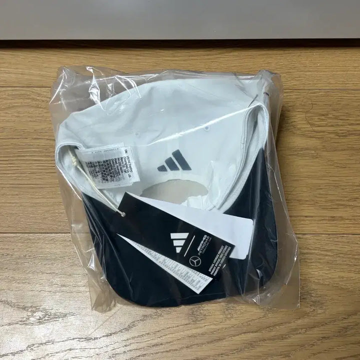 [BUNJANG] Mercedes F1 Adidas Cap / F1 메르세데스 아디다스 볼캡 모자