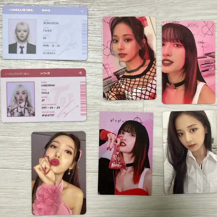 [SOLD OUT] 트와이스 Formula of Love 앨범 사이언티스트