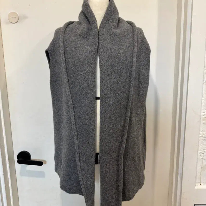 [BUNJANG] Bucolique Shawl Collar Cashmere Blend Vest / bucolique 비꼴리끄 숄카라 캐시미어블렌드 조끼