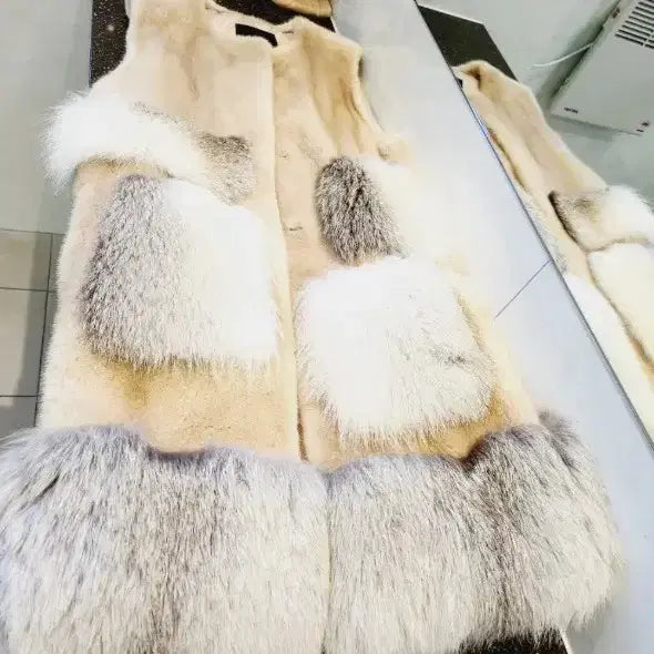 [BUNJANG] Dongwoo Fur Mink Vest / 동우 모피 밍크베스트
