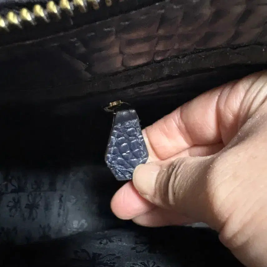 [BUNJANG] Ricky Rosetta Navy Crocodile Leather Tote Bag / 리키 로제타 소가죽 네이비 악어 토트백