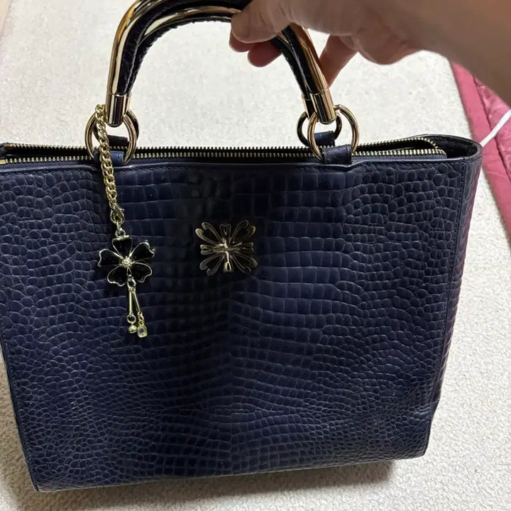 [BUNJANG] Ricky Rosetta Navy Crocodile Leather Tote Bag / 리키 로제타 소가죽 네이비 악어 토트백