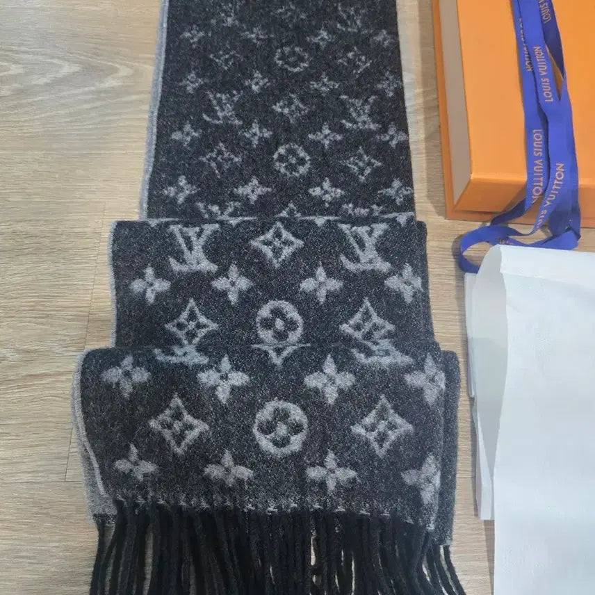 [BUNJANG] Louis Vuitton Scarf / 루이비통 목도리
