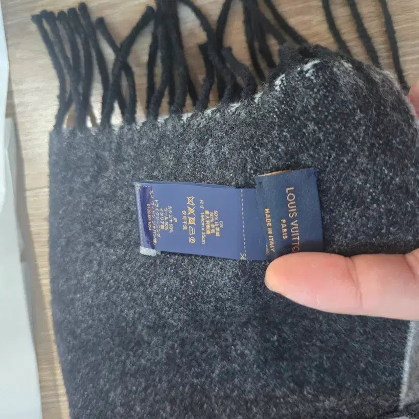 [BUNJANG] Louis Vuitton Scarf / 루이비통 목도리