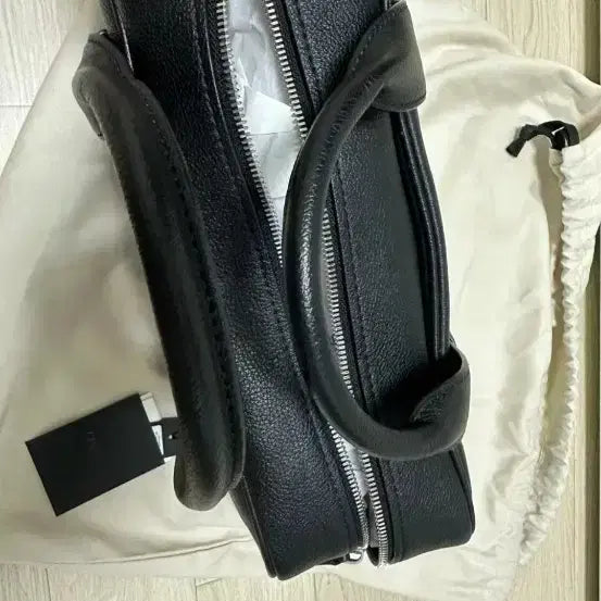 [BUNJANG] Couronne Boate Tote Bag / 쿠론 보아뜨 토트백 블랙