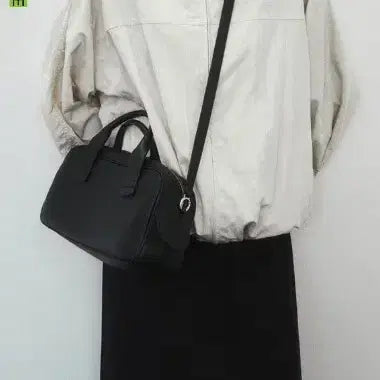 [BUNJANG] Couronne Boate Tote Bag / 쿠론 보아뜨 토트백 블랙