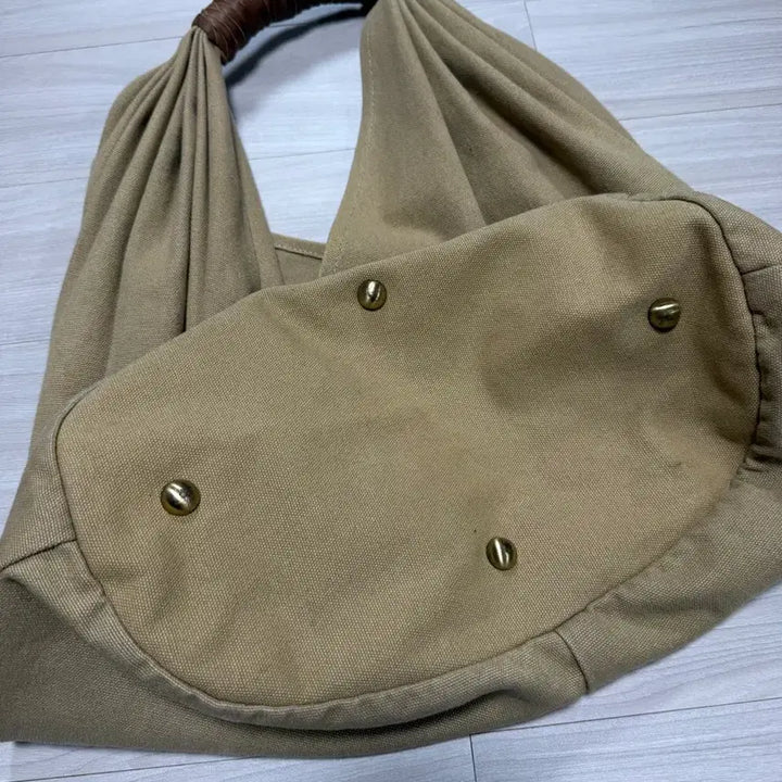 [BUNJANG] Capital Tote Bag / 캐피탈 토트백