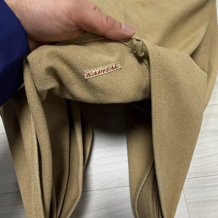 [BUNJANG] Capital Tote Bag / 캐피탈 토트백