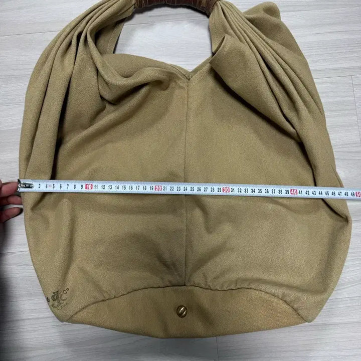 [BUNJANG] Capital Tote Bag / 캐피탈 토트백