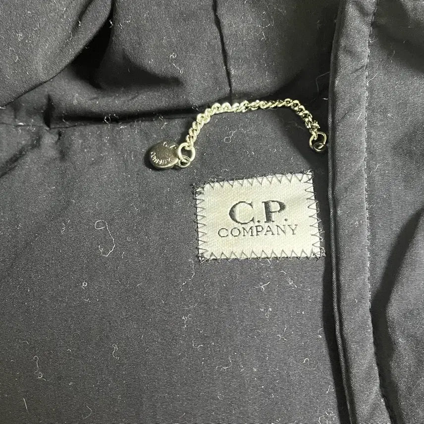 [BUNJANG] CP Company Goggle Padded Jacket Black / 씨피컴퍼니 고글 패딩 블랙