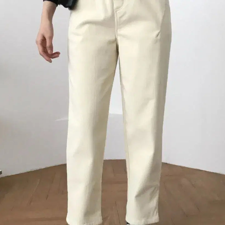[BUNJANG] Ivory Corduroy L Size Pants / 아이보리 색상의 코듀로이 L 배기핏 바지입니다허리 밴딩으로 하