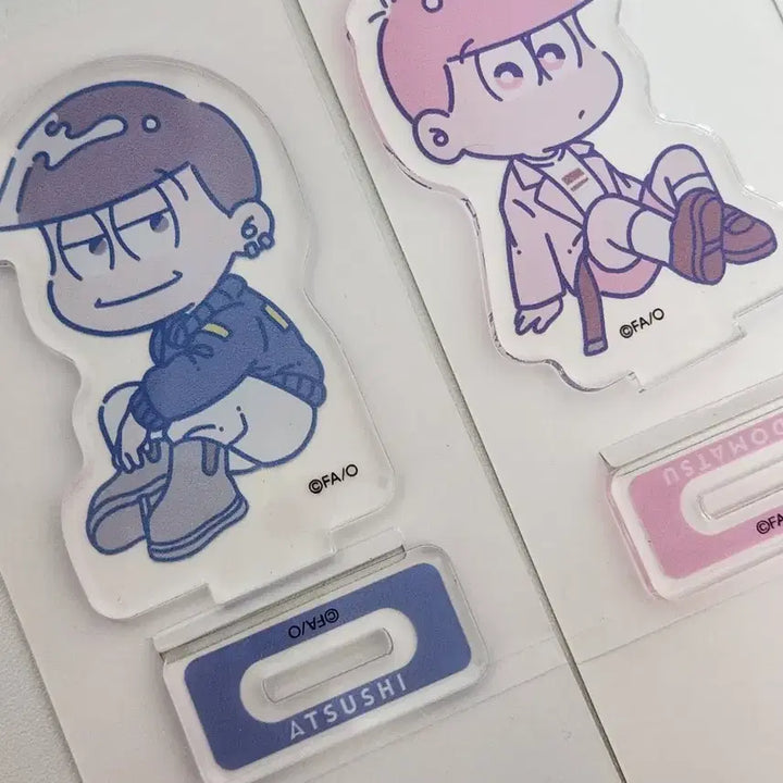 [BUNJANG] Osomatsu-san Todomatsu 10th Anniversary Collaboration Acrylic Stand, Carabiner, Postcard, Jyushimatsu / 오소마츠상 토도마츠 아츠시 10주년 아크릴 스탠드 카라비너 엽서 쥬시마츠