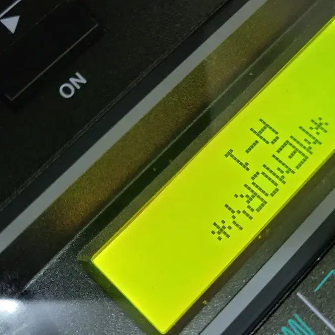 [BUNJANG] Casio CZ-2000S Digital Synthesizer with Hard Case / 카시오 CZ-2000S 디지털 신디사이저 케이스 포함