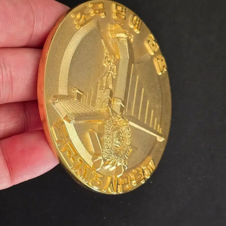 [BUNJANG] Army Coin Paperweight / (대형) 군대코인, 부대코인 판매합니다