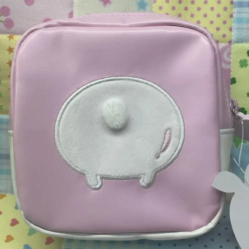 [BUNJANG] Munjakgwi Chiikawa Peach Square Pouch / (파격할인)먼작귀 복숭아 피치 스퀘어 파우치 치이카와 우사기 하치와레
