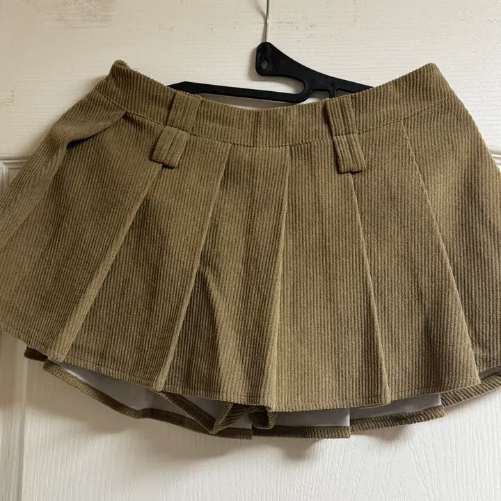 [BUNJANG] Corduroy Pleated Mini Skirt / 코듀로이 플리츠 스커트
