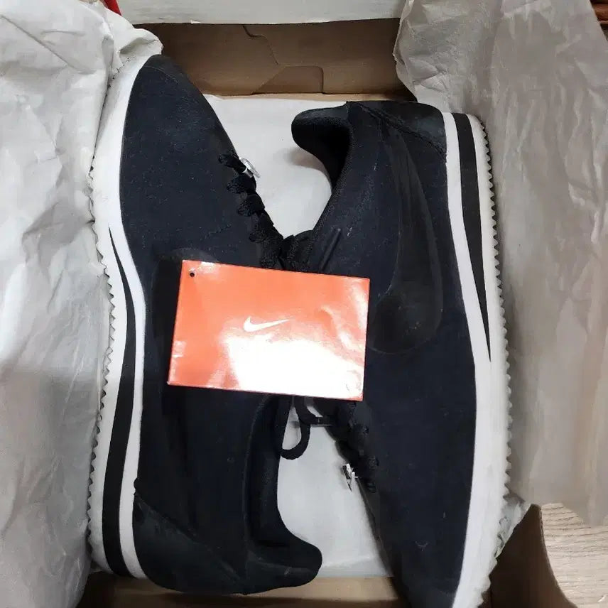 [BUNJANG] Nike Classic Cortez Fleece Sneakers (255) / 나이키 클래식 코르테즈 플리스 255