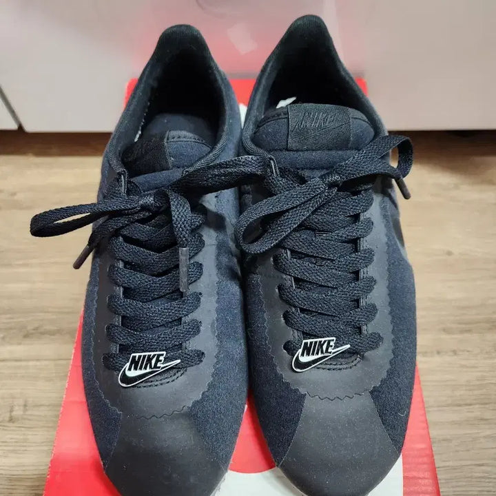 [BUNJANG] Nike Classic Cortez Fleece Sneakers (255) / 나이키 클래식 코르테즈 플리스 255