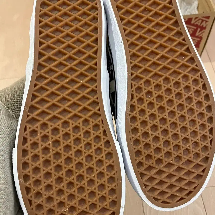 [BUNJANG] Vans Checkerboard Slip-on Sneakers / 반스 체커보드 슬립온 새상품 박스포함