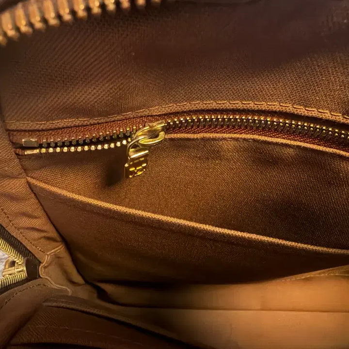 [BUNJANG] Louis Vuitton Voyage Briefcase / 루이비통 도큐멍 보야쥬브리프 케이스