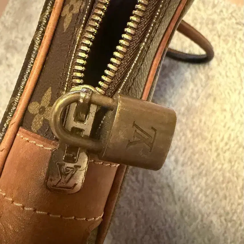 [BUNJANG] Louis Vuitton Voyage Briefcase / 루이비통 도큐멍 보야쥬브리프 케이스
